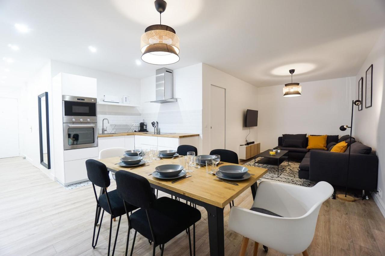 Spacious Apartment Near The Champs De Mars Paris Luaran gambar