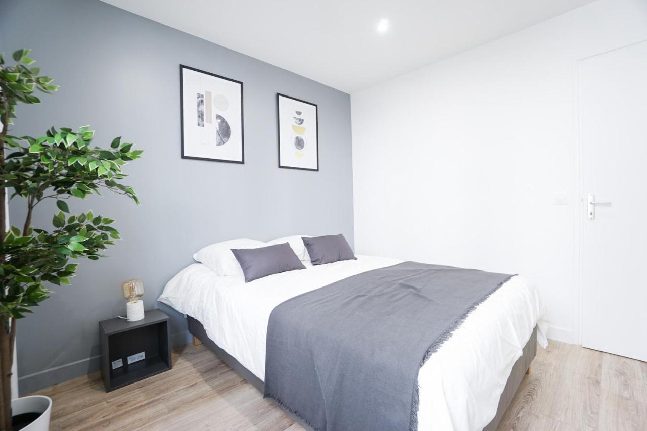 Spacious Apartment Near The Champs De Mars Paris Luaran gambar