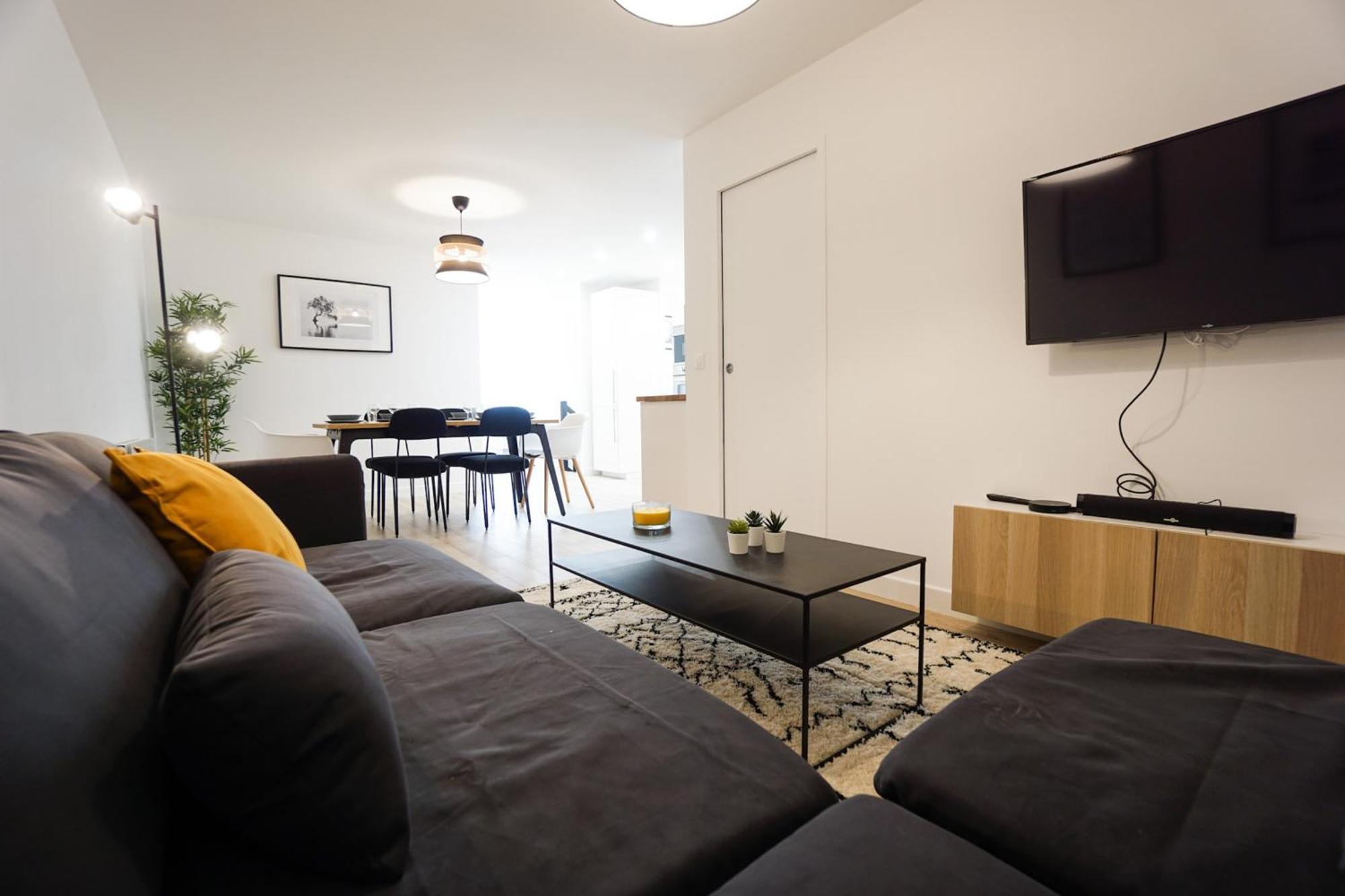 Spacious Apartment Near The Champs De Mars Paris Luaran gambar